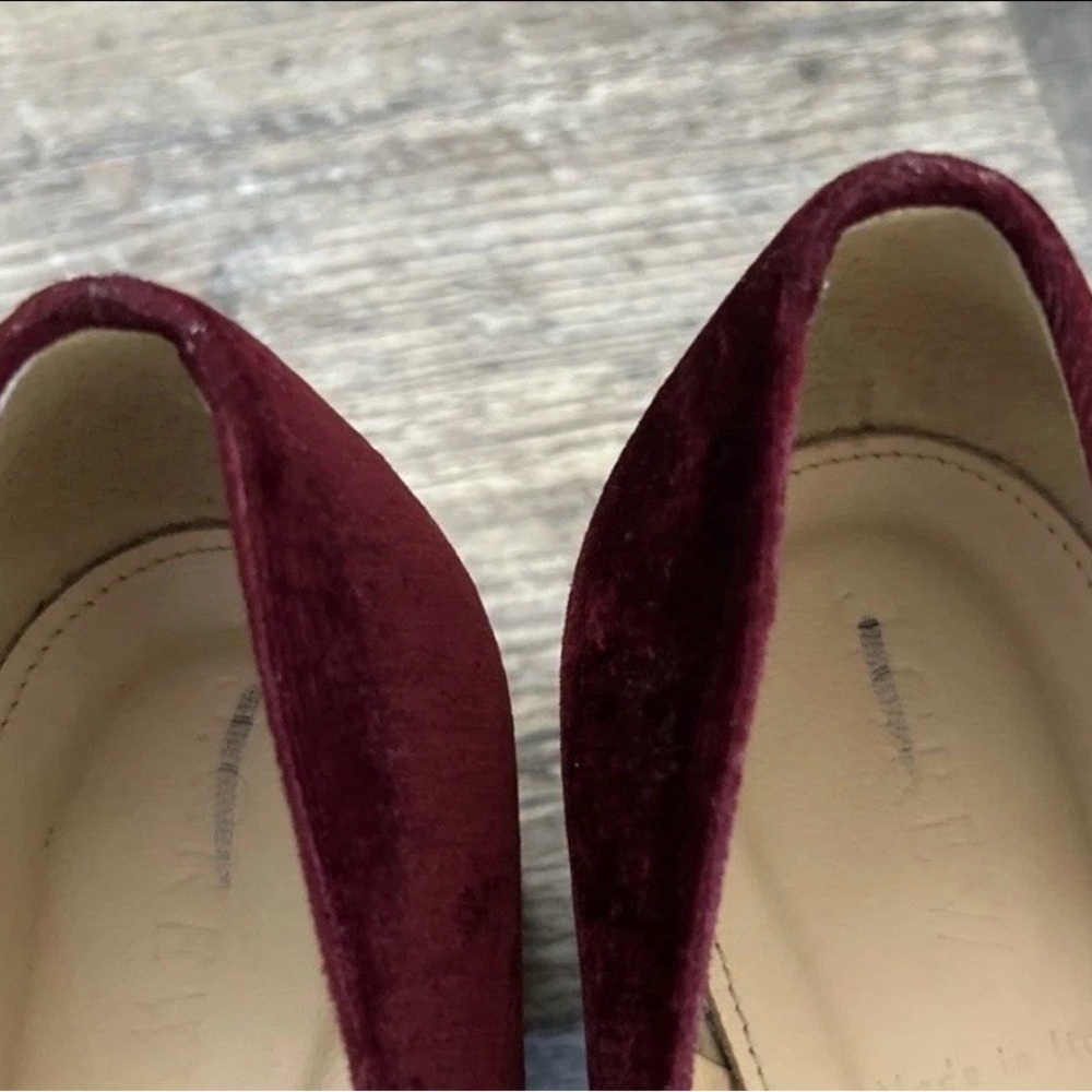 J.Crew women’s US 9.5 burgundy velvet block heel pumps point toe Italy made - Picture 15 of 16